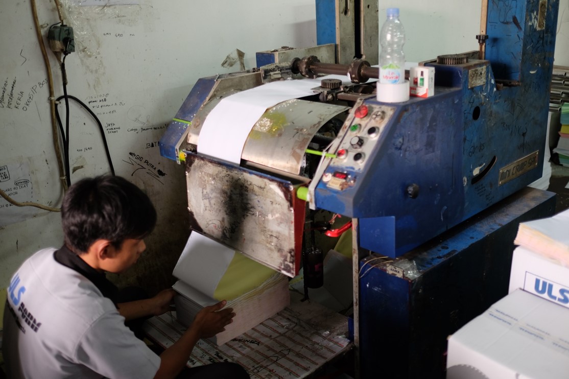 Collator continuous form polos